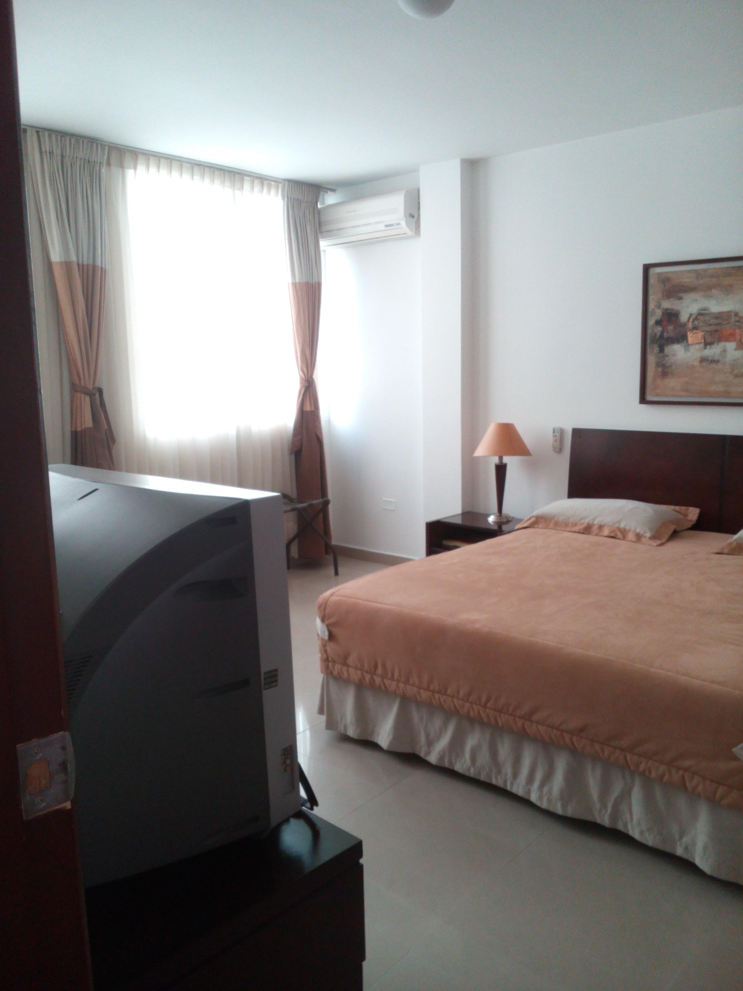 Hotel Cuarta Avenida Cali Exterior photo