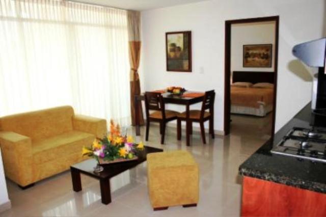 Hotel Cuarta Avenida Cali Exterior photo
